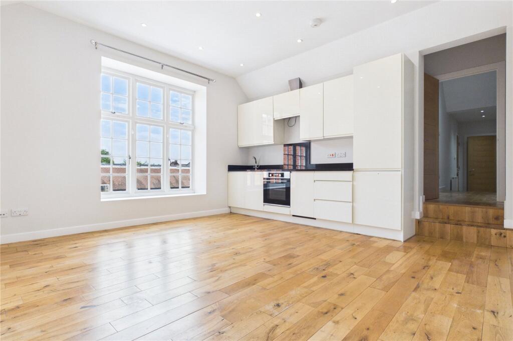 Whitchurch Road, Pangbourne, Reading, Berkshire, RG8 - View 3