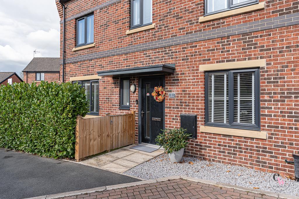 House in Winsford, Woodford Grange, Hebden Green - View 2