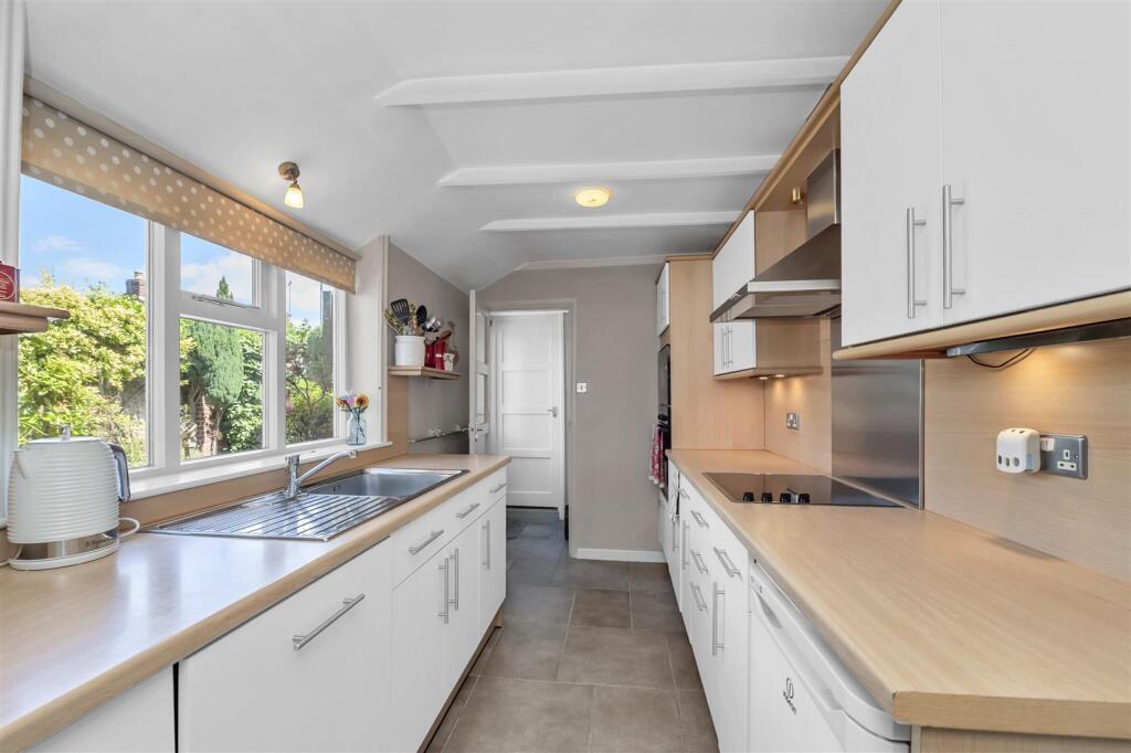 House in Ipswich - View 5