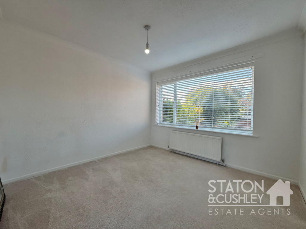 Hawthorn Drive, New Ollerton, NG22 photo 4
