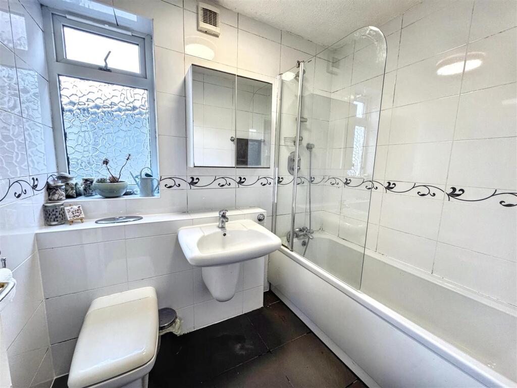 Additional image 8 of Daleview Close, Long Lee, Keighley, BD21 4UH