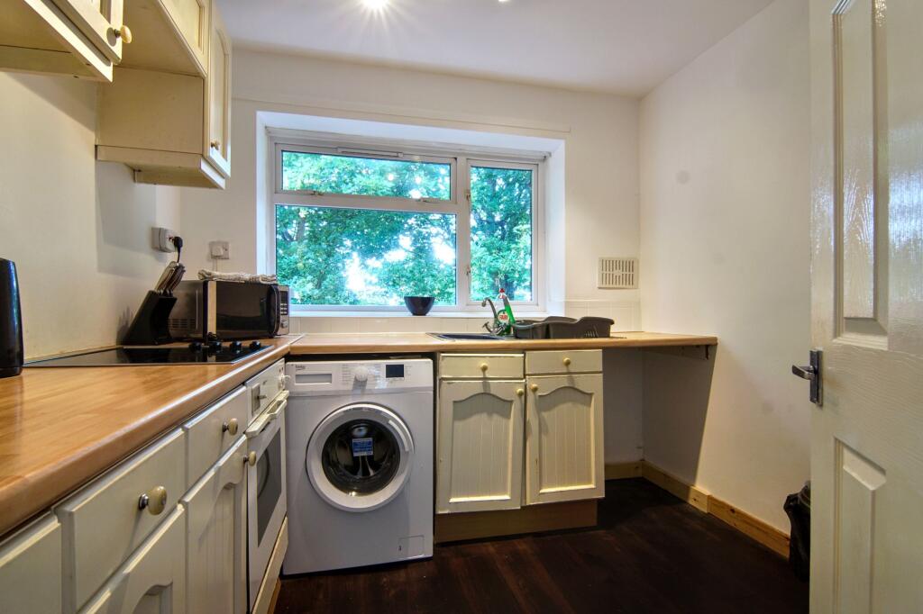 Apartment in Warwick, Mill End, Kenilworth - More