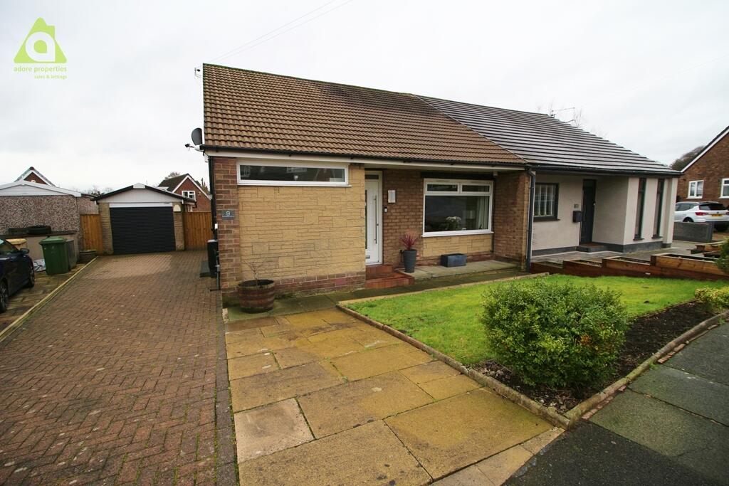 Main image of property: Cherrywood Avenue, Westhoughton, BL5 1HN