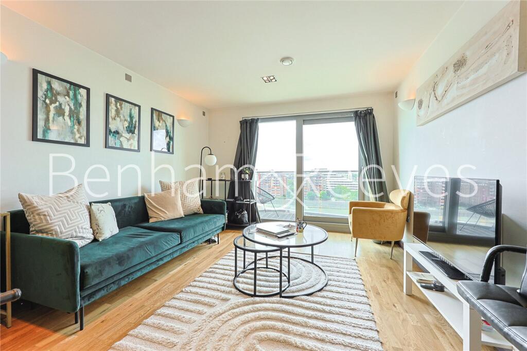 Main image of property: Bridges Court Road, London, SW11