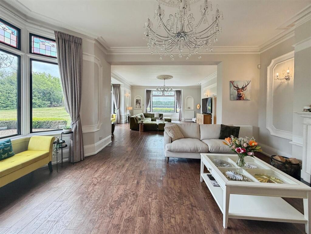 House in North Warwickshire, Fillongley - More