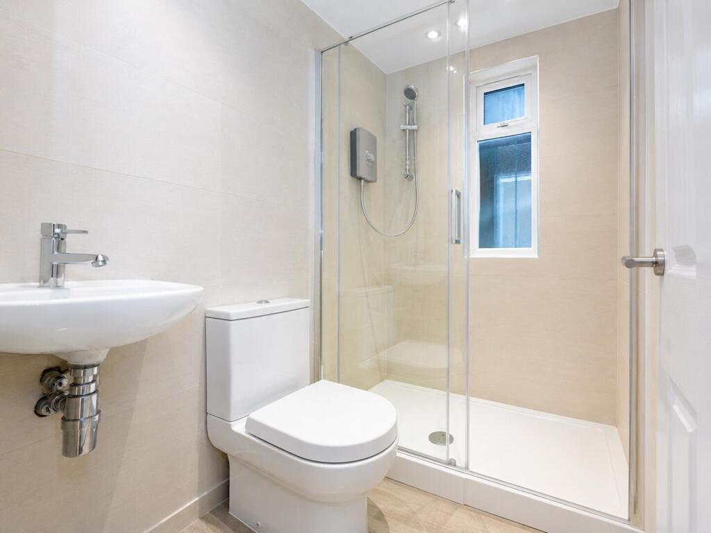 Apartment in London - View 3