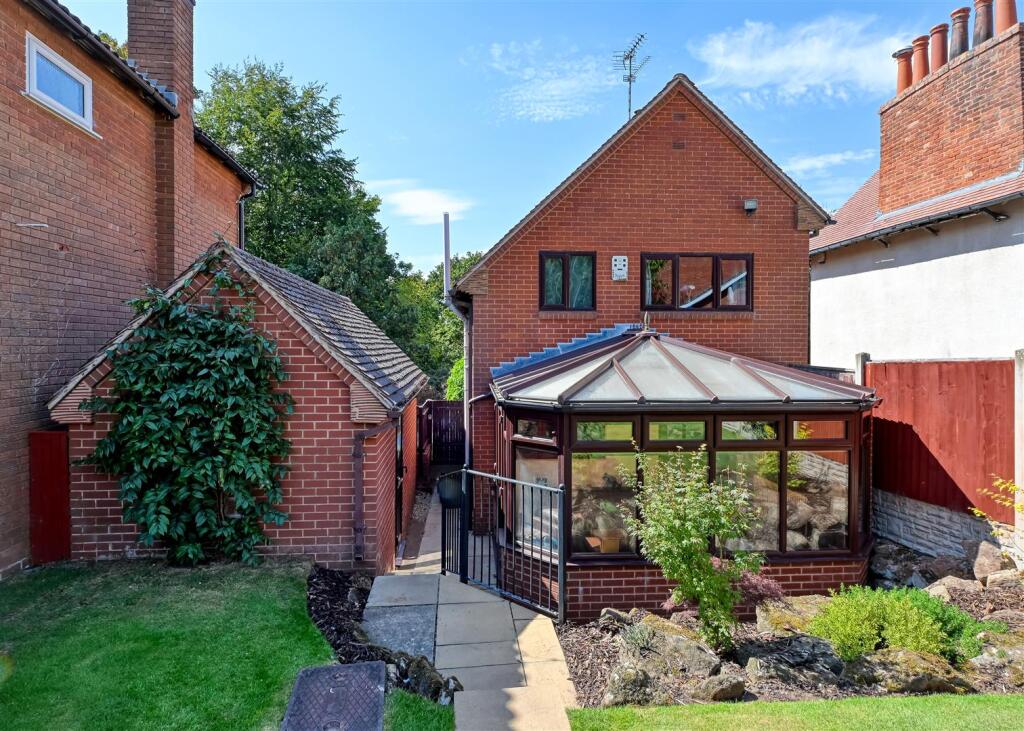 House in South Staffordshire, Edgefield, Pattingham and Patshull - View 3