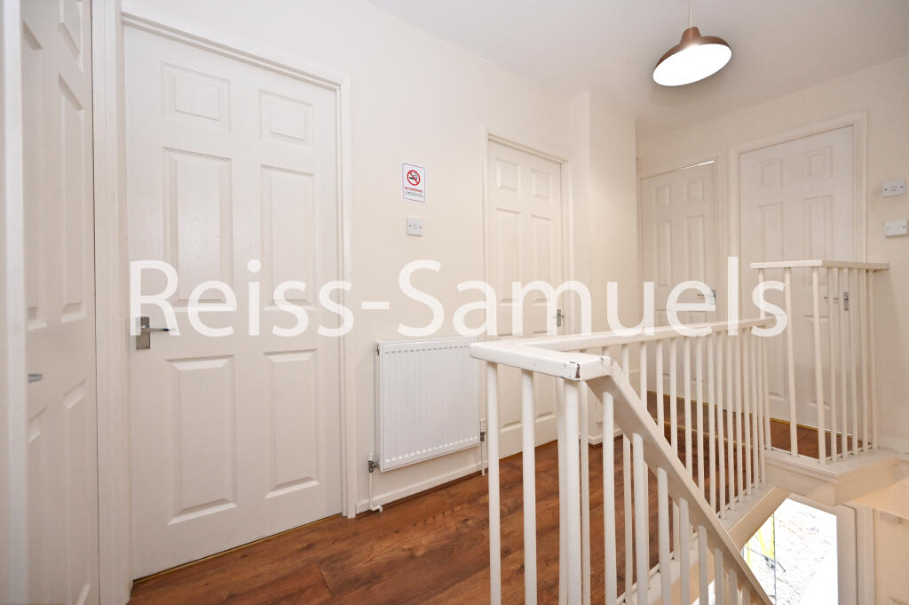 4 bedroom terraced house for rent