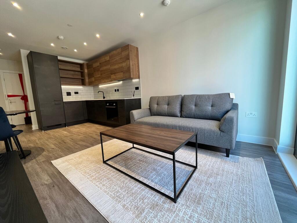 Main image of property: Glasswater Locks, Belmont Row, B4