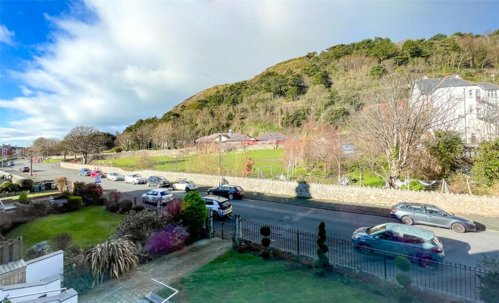Abbey Road, Llandudno, Conwy, LL30 photo 2