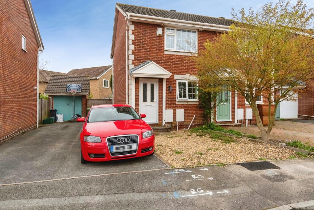 Main image of property: Lime Kiln Gardens, Bradley Stoke, Bristol, Gloucestershire, BS32
