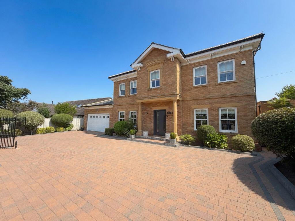 Main image of property: A MUST VIEW HOME - Highgate House,  219 Hardhorn Road, Poulton-Le-Fylde, FY6 8DW