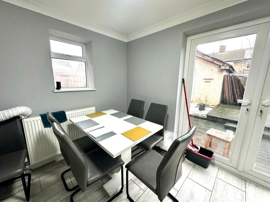 House in Nottingham - View 4