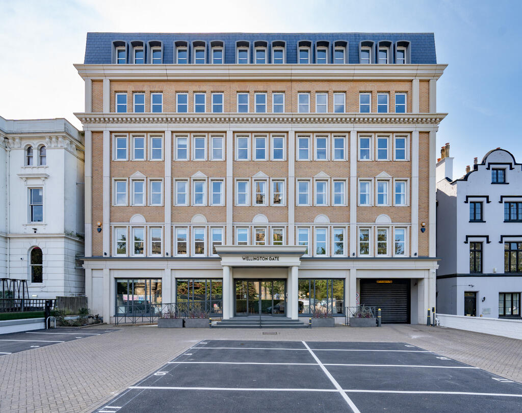 Main image of property: Wellington Gate 7-9, Church Road, Tunbridge Wells, Kent, TN1 1HT