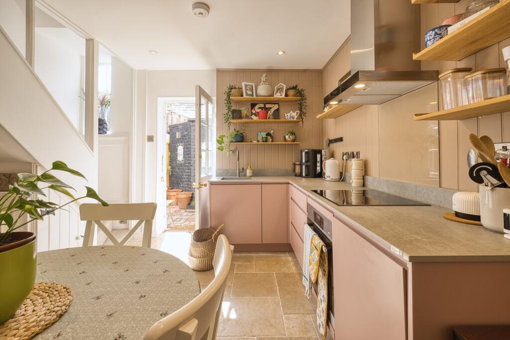 House in Canterbury, St. Mildred's - View 5