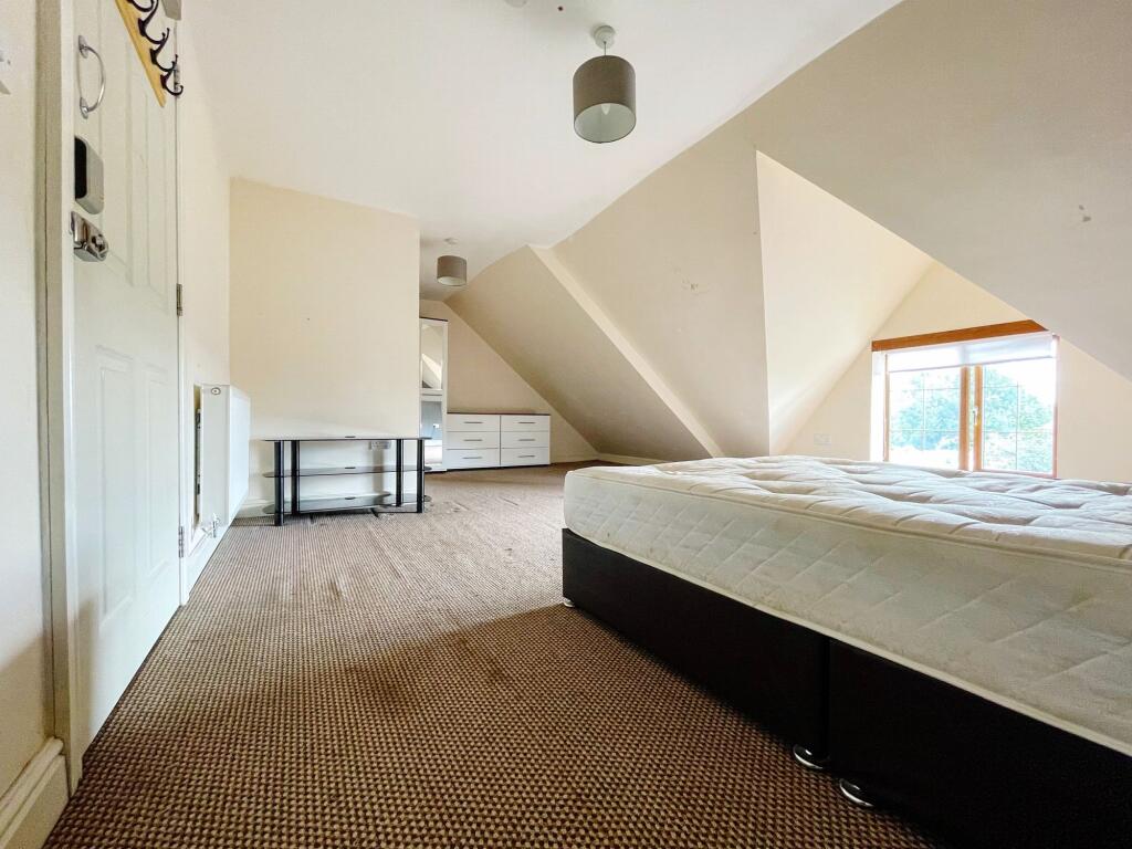 Main image of property: Bloxwich Road North, Willenhall, WV12