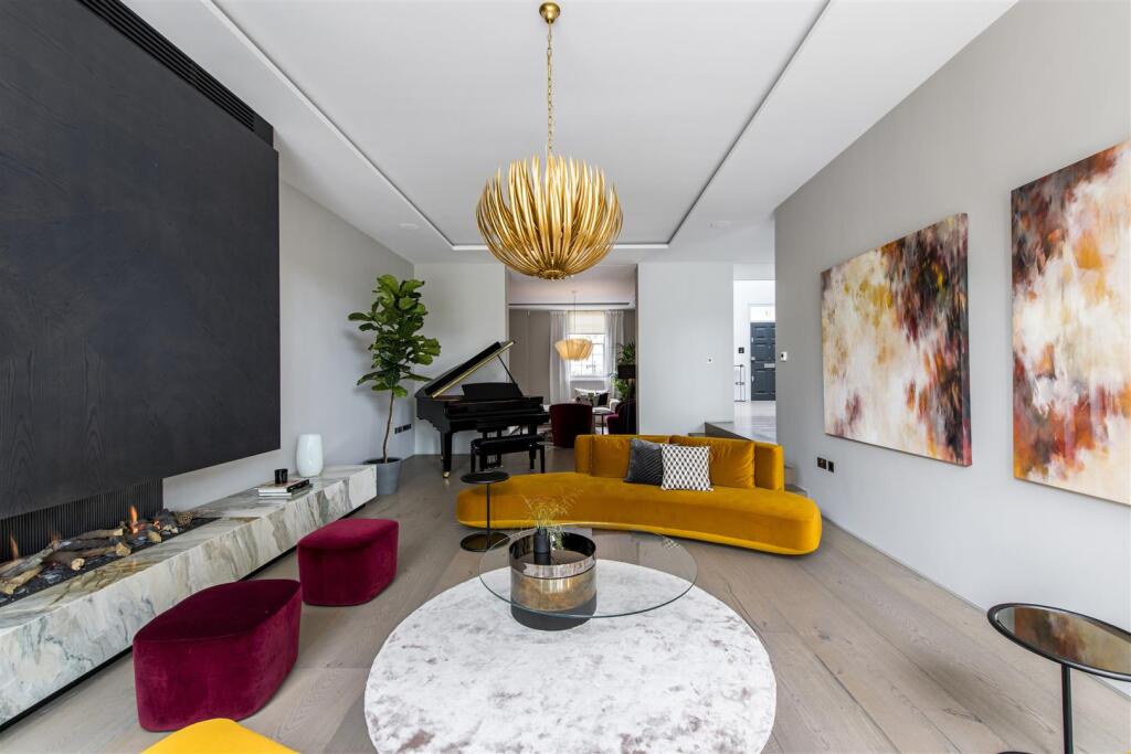 House in London - View 3