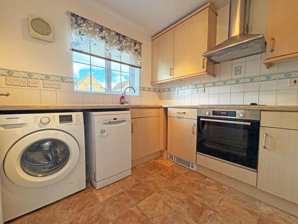 House in Peterborough - View 5
