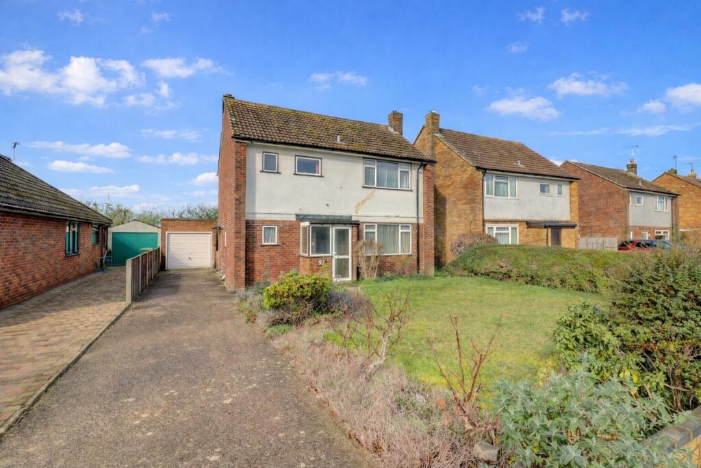 Main image of property: Westmead, Princes Risborough, Buckinghamshire, HP27