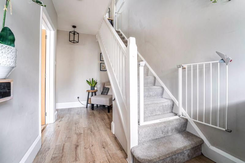 Belgrave Road, Milton - RESTORED TO PERFECTION photo 4