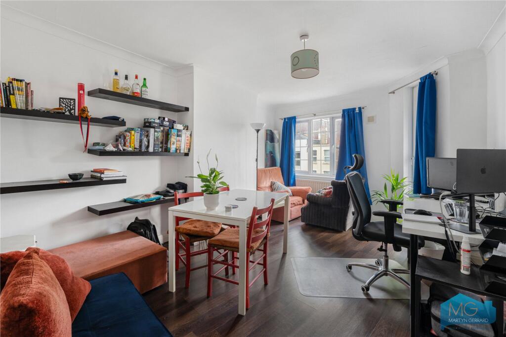 Main image of property: East End Road, London, N3