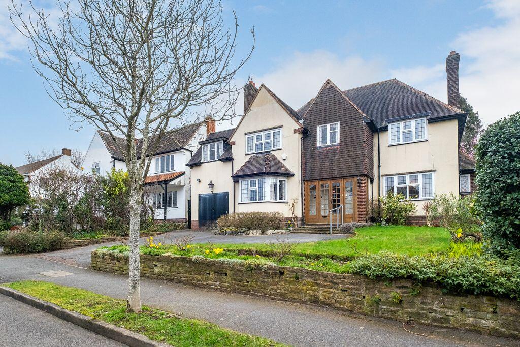 Main image of property: St. Bernards Road, Sutton Coldfield, B72 1LE