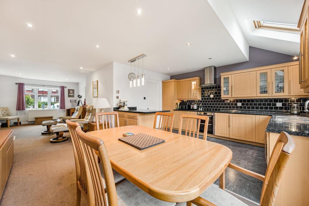 House in Alderley Edge, Cheshire East - More