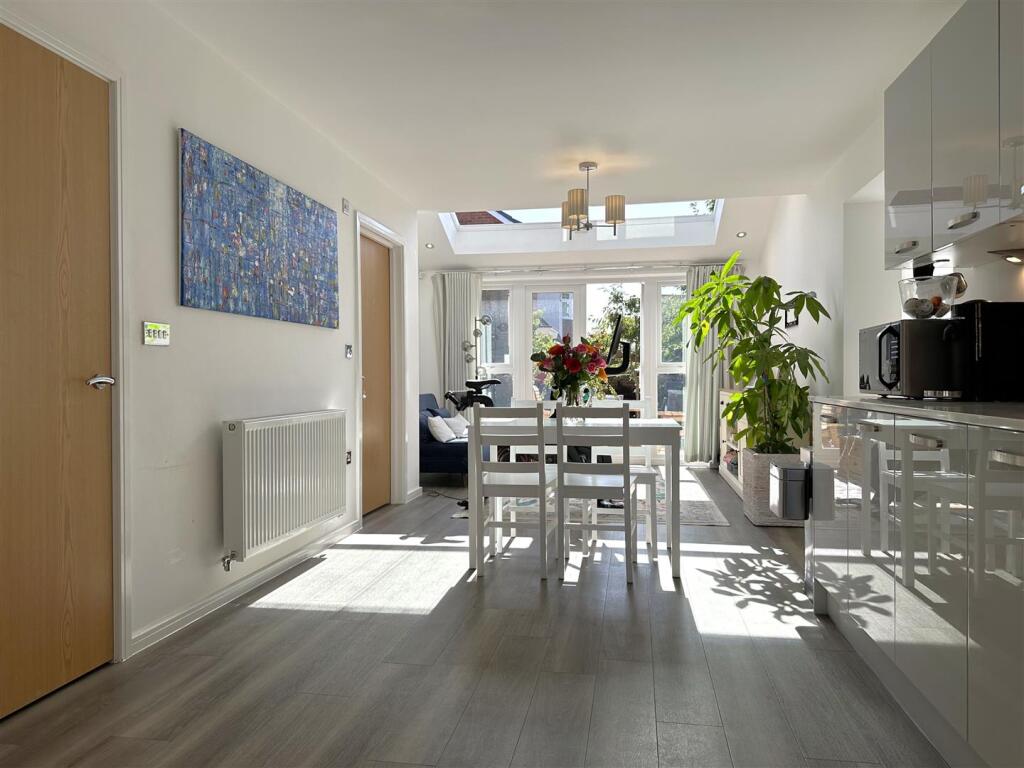 House in Newark and Sherwood, Newark - More