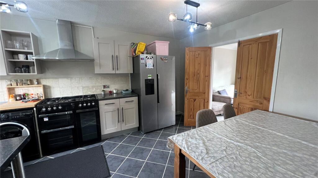 House in Redditch, Batchley - View 3