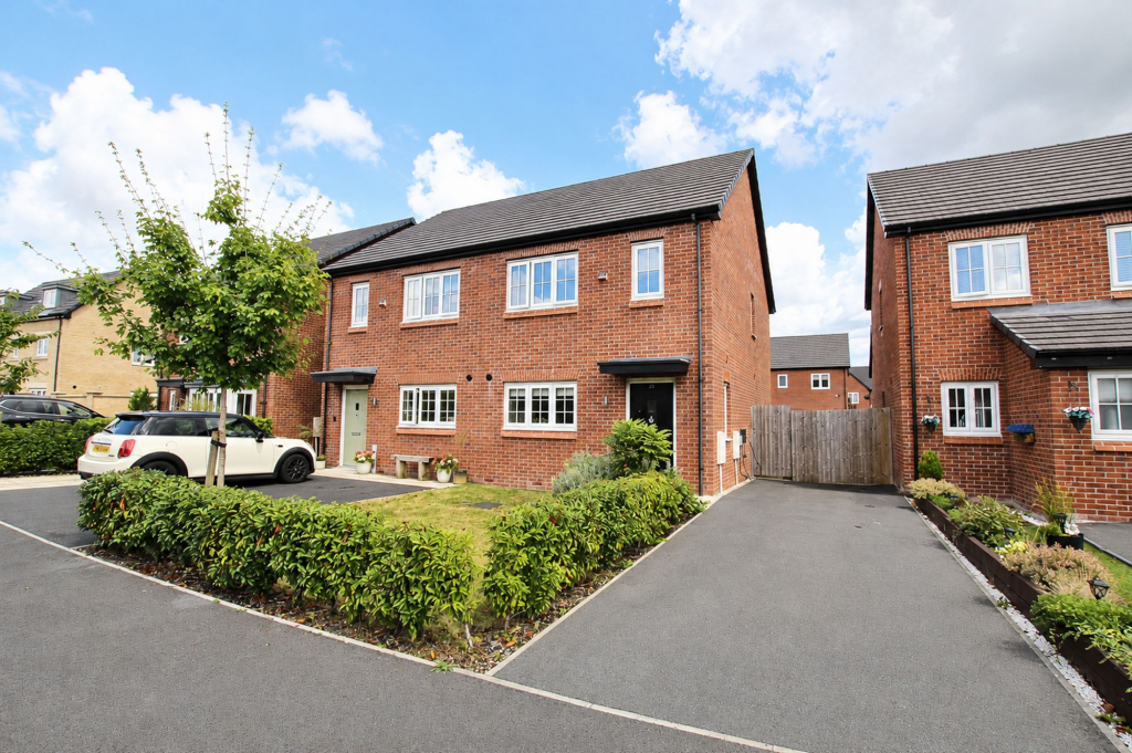 Main image of property: Dearnley Avenue, Littleborough, OL15