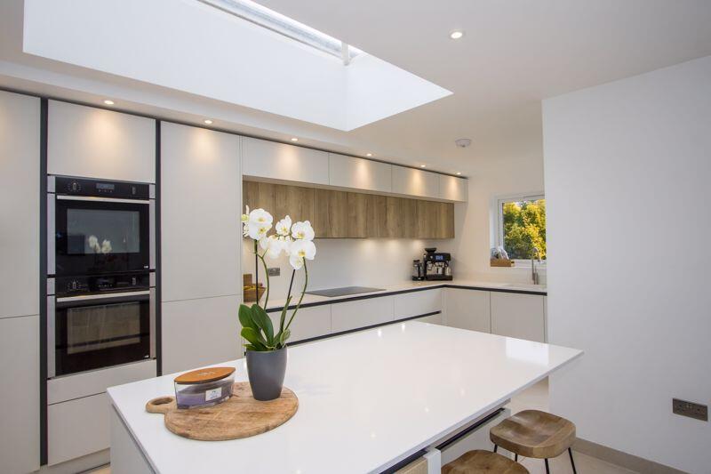House in Penarth, Vale of Glamorgan - More
