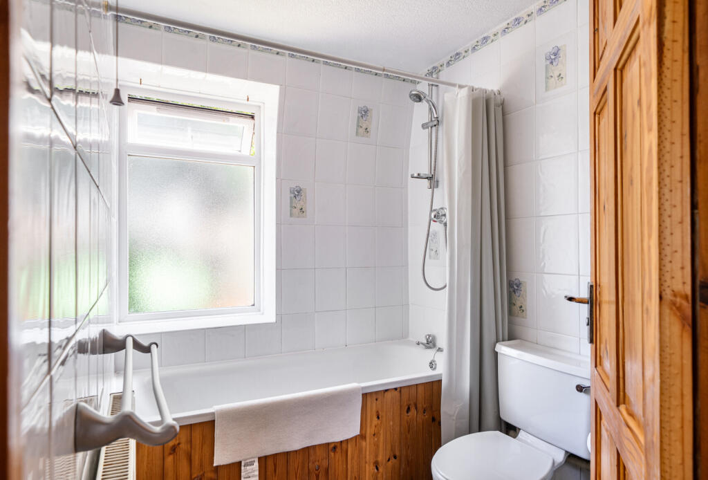 House in Bath - View 5
