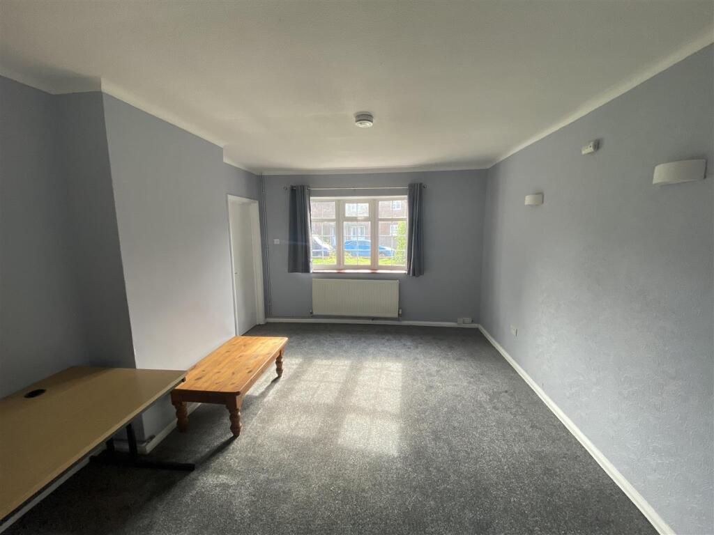 Additional image 7 of Roe Green Lane, Hatfield