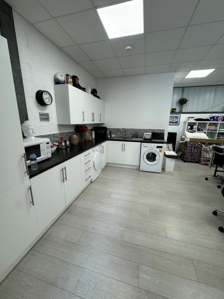 Ground Floor Kitchenette