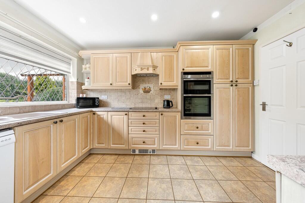 Mount Way, Waverton, Chester photo 2