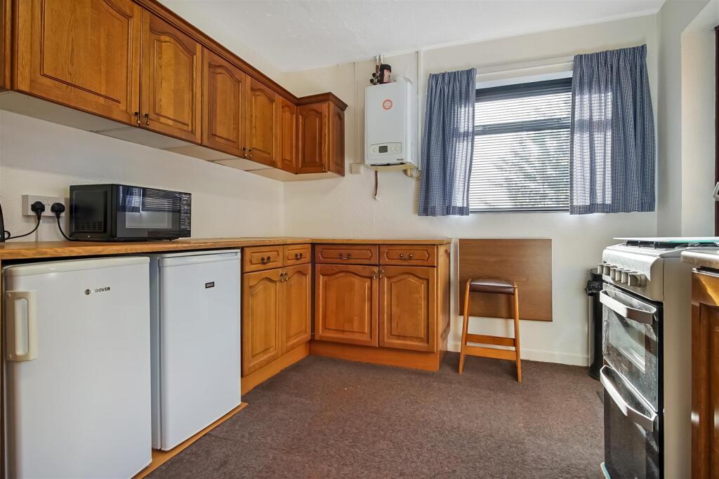 Selby Crescent, Darlington photo 4