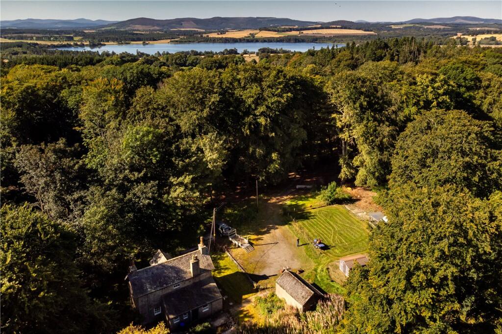 House in Aberdeen, Aberdeenshire - View 4