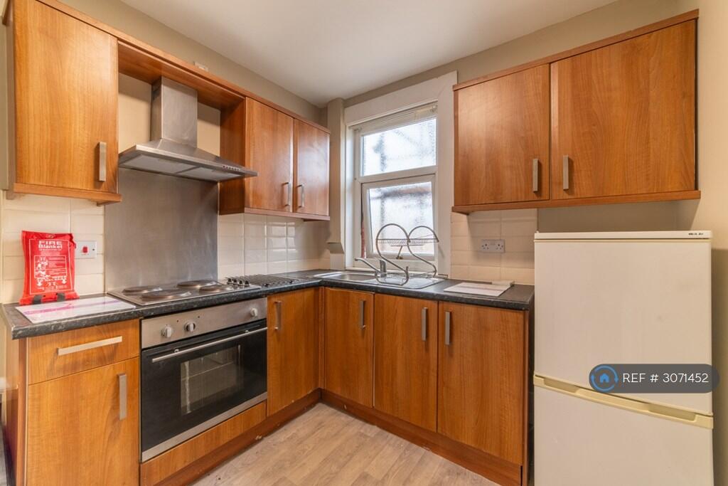 House in Preston - View 5