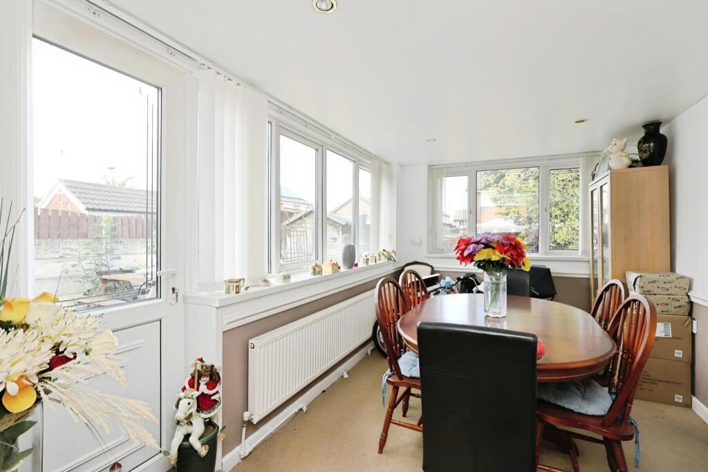 House in Rotherham, Dinnington St. John's - More