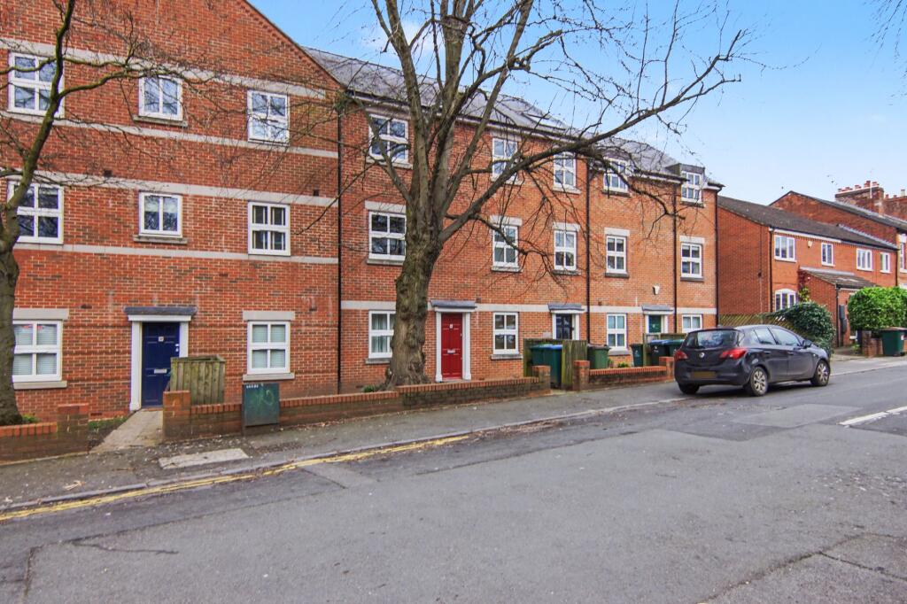 Apartment in Coventry, Earlsdon - View 4