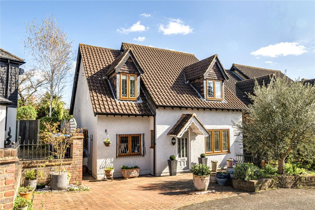 Main image of property: Postern Green, Enfield, EN2