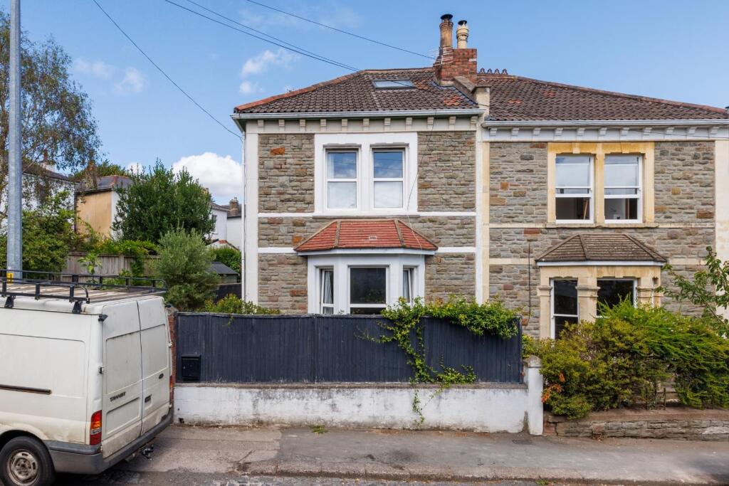 House in Bristol, Pigsty Hill, Bishopston - View 2