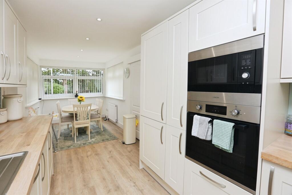House in Southampton - View 4