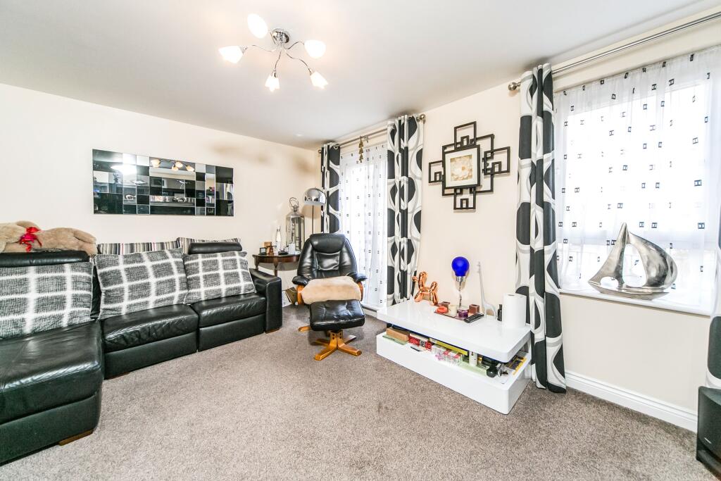 House in Reading - View 3