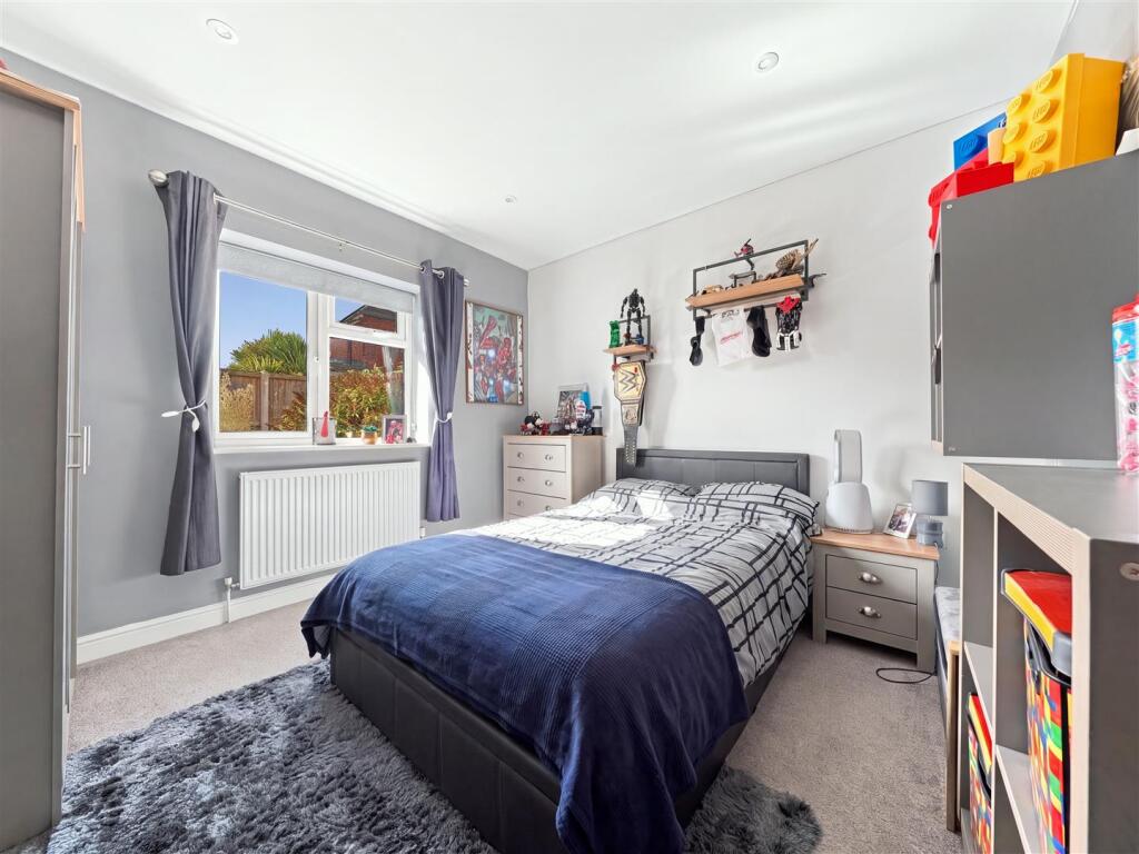 House in Canterbury - View 4