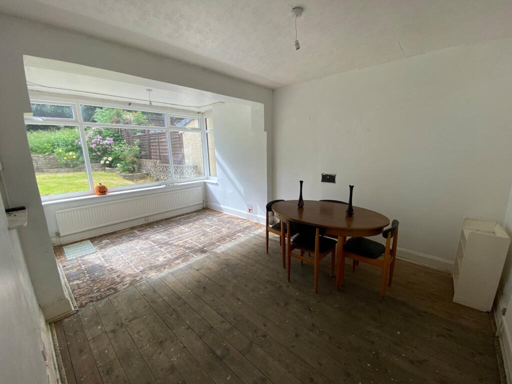 Leafield Avenue, Eccleshill, Bradford, BD2 - View 3