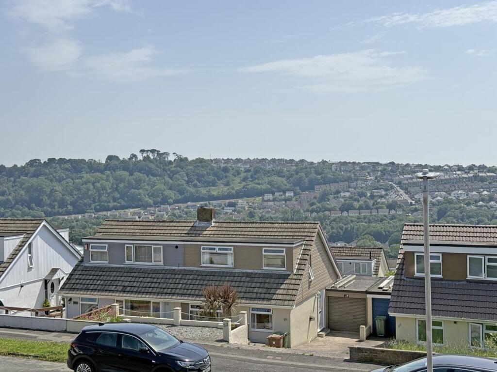 House in Plymouth - View 4