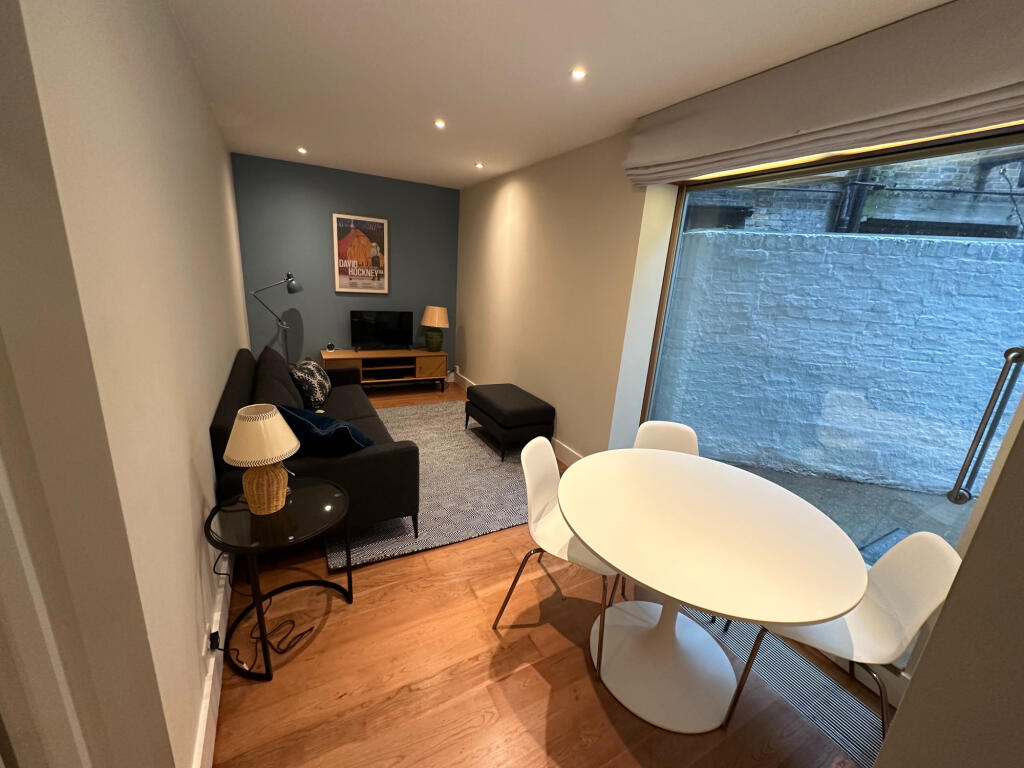 Main image of property: Tachbrook Street, London, SW1V