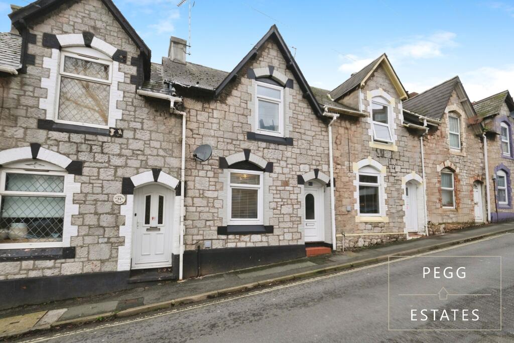 3-bed terraced on Ellacombe Road, Torquay, £200,000