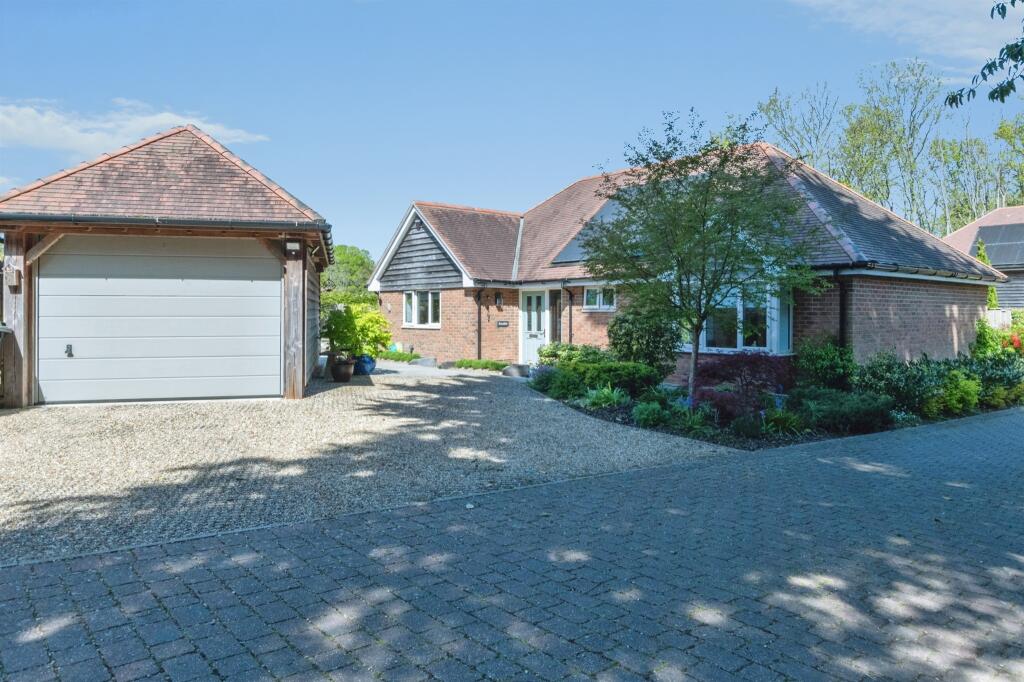 Main image of property: Main Road, Sandleheath, Fordingbridge